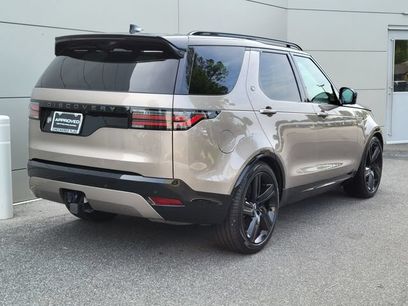 Used 2025 Land Rover Discovery Dynamic SE