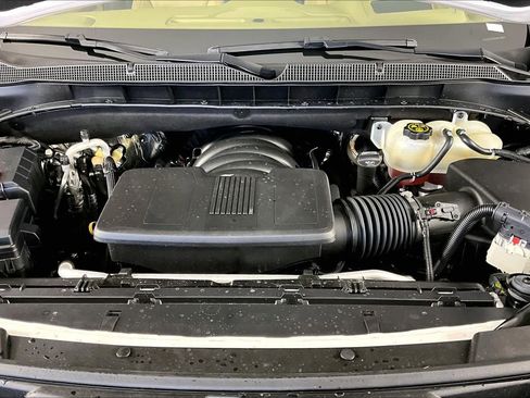 Used 2021 Chevrolet Tahoe Premier w/ Premium Package image 30