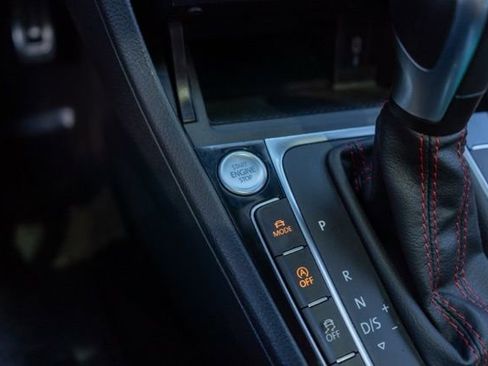 Used 2021 Volkswagen GTI Autobahn FWD image 19