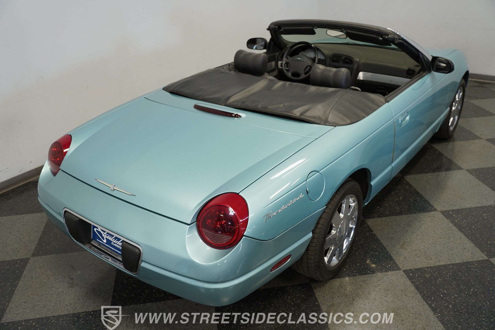 Used 2002 Ford Thunderbird RWD image 39