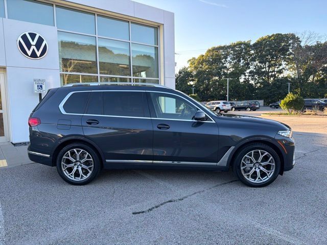 Used 2022 BMW X7 xDrive40i AWD/4WD image 2