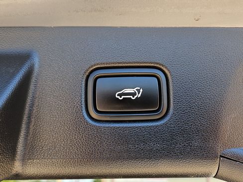 Used 2025 Hyundai Tucson SEL FWD image 7