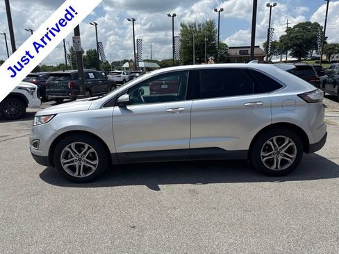 Used 2015 Ford Edge Titanium w/ Technology Package FWD image 6