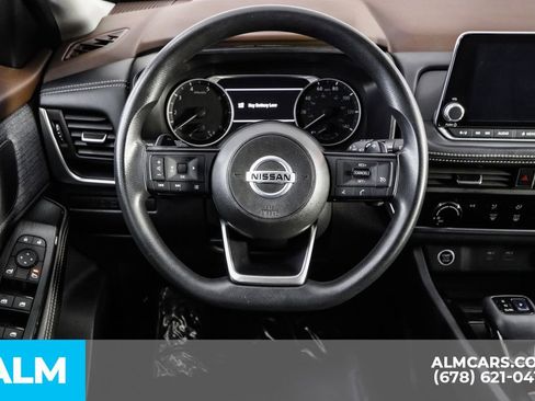 Used 2021 Nissan Rogue S image 27