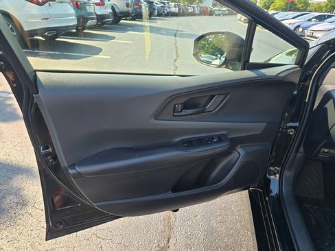 Used 2024 Toyota Prius LE AWD/4WD image 17