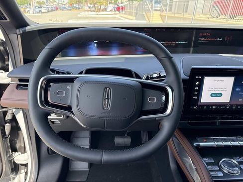 New 2026 Lincoln Nautilus Reserve w/ Jet Appearance Package AWD/4WD image 26