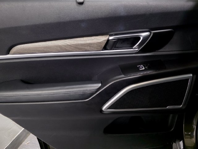 Used 2020 Kia Telluride EX w/ EX Premium Package AWD/4WD image 11