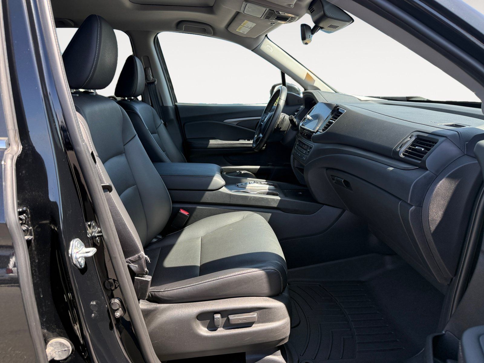 Certified 2024 Honda Ridgeline RTL image 19