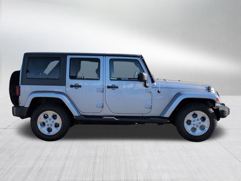 Used 2014 Jeep Wrangler Unlimited Sahara w/ Connectivity Group image 6