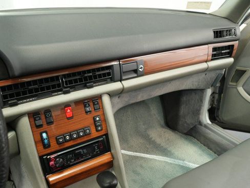 Used 1987 Mercedes-Benz 300 SDL image 39