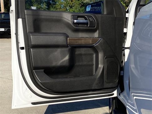 Used 2022 Chevrolet Silverado 1500 LT w/ Bed Protection Package image 21