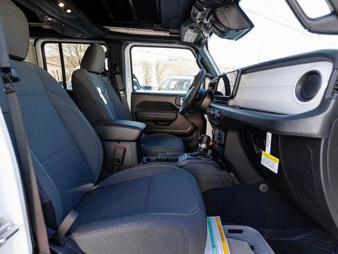 New 2026 Jeep Wrangler Unlimited Sport image 30