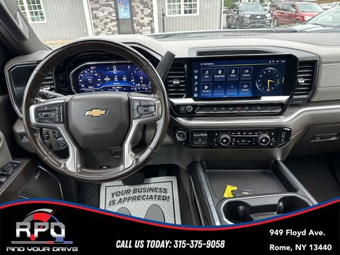Used 2024 Chevrolet Silverado 2500 LTZ w/ LTZ Convenience Package AWD/4WD image 13