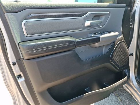 Used 2022 RAM 1500 Big Horn AWD/4WD image 14