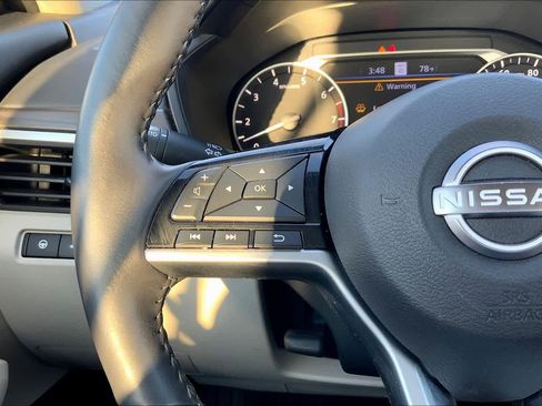 Used 2023 Nissan Altima 2.5 SL image 23
