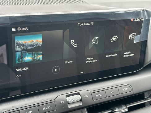 New 2025 Kia K4 LXS image 18