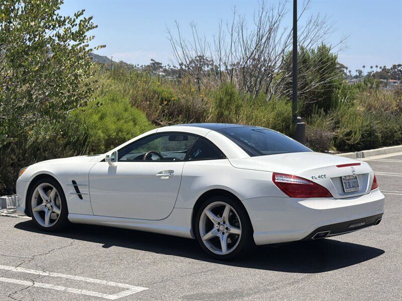 Used 2015 Mercedes-Benz SL 400 w/ Premium I Package image 11