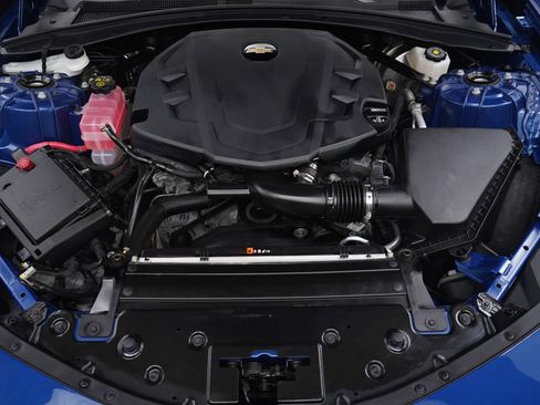 Used 2024 Chevrolet Camaro LT w/ RS Package image 28