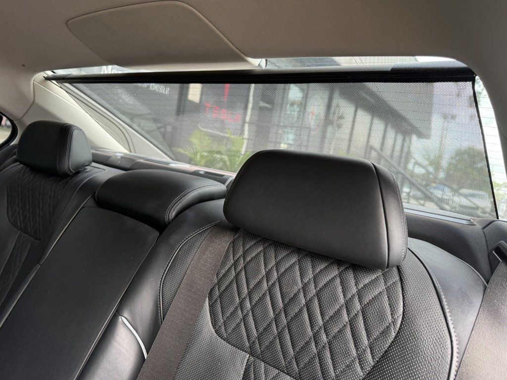 Used 2022 BMW 740i RWD image 15