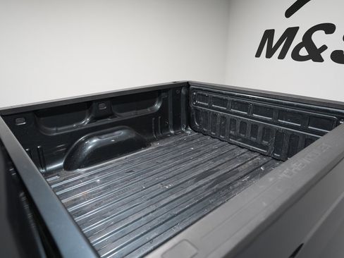 Used 2018 Chevrolet Silverado 1500 LT w/ All Star Edition image 24