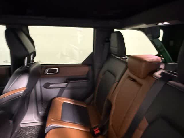 Used 2024 Ford Bronco Outer Banks AWD/4WD image 46