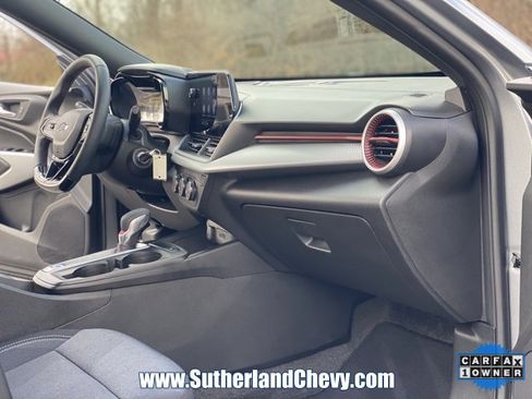 Certified 2025 Chevrolet Trax RS w/ Driver Confidence Package image 17