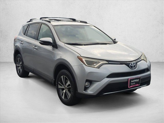 Used 2016 Toyota RAV4 XLE FWD image 3