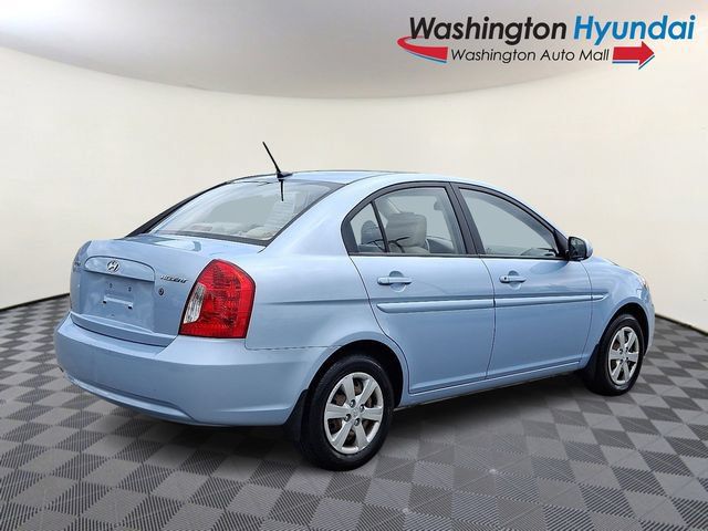 Used 2011 Hyundai Accent GLS FWD image 6