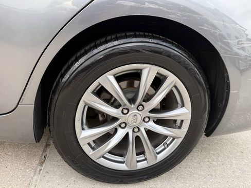 Used 2015 INFINITI Q70 3.7 RWD image 38