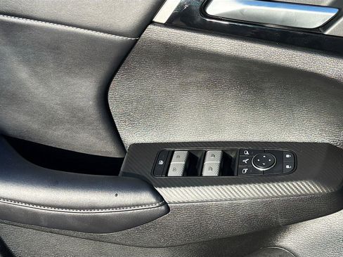 Used 2024 Mitsubishi Outlander SE image 21