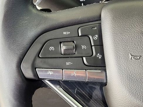 Certified 2024 Cadillac XT6 Premium Luxury w/ Technology Package AWD/4WD image 24