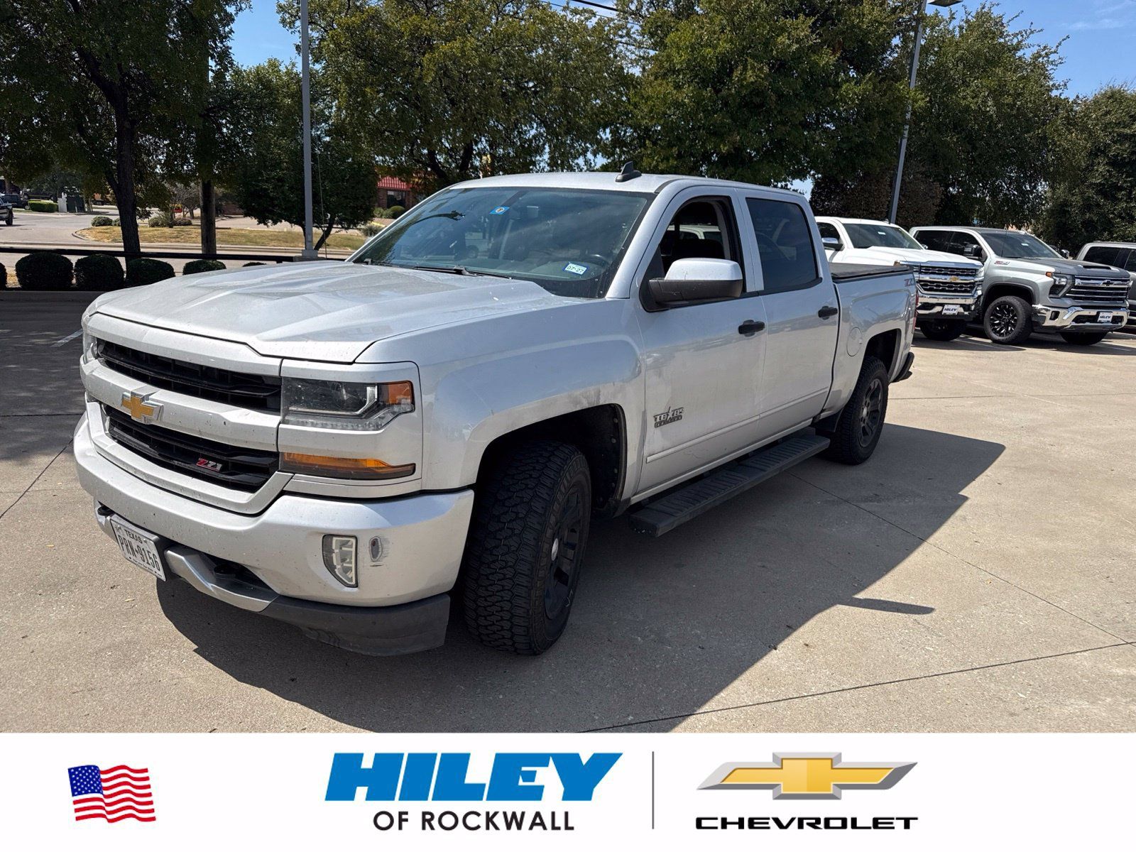 Used 2018 Chevrolet Silverado 1500 LT w/ Texas Edition AWD/4WD image 1