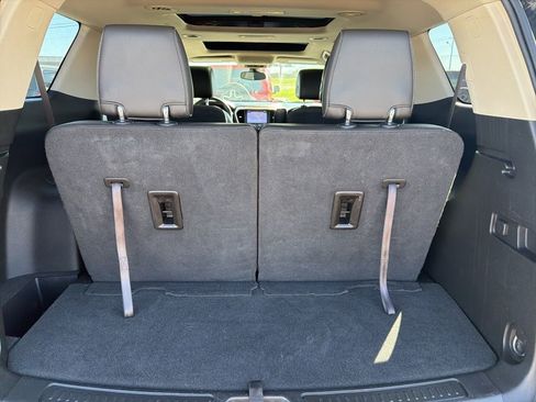 Used 2018 GMC Acadia Denali w/ Technology Package FWD image 14