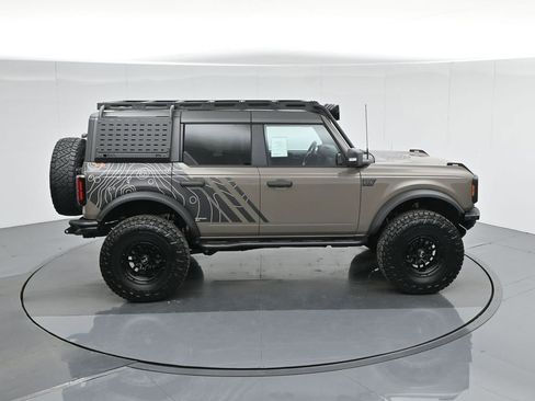 New 2025 Ford Bronco Badlands image 44