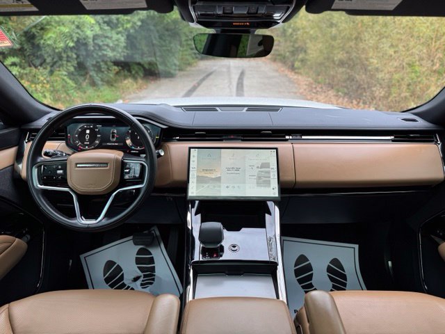 Used 2025 Land Rover Range Rover Sport SE AWD/4WD image 21