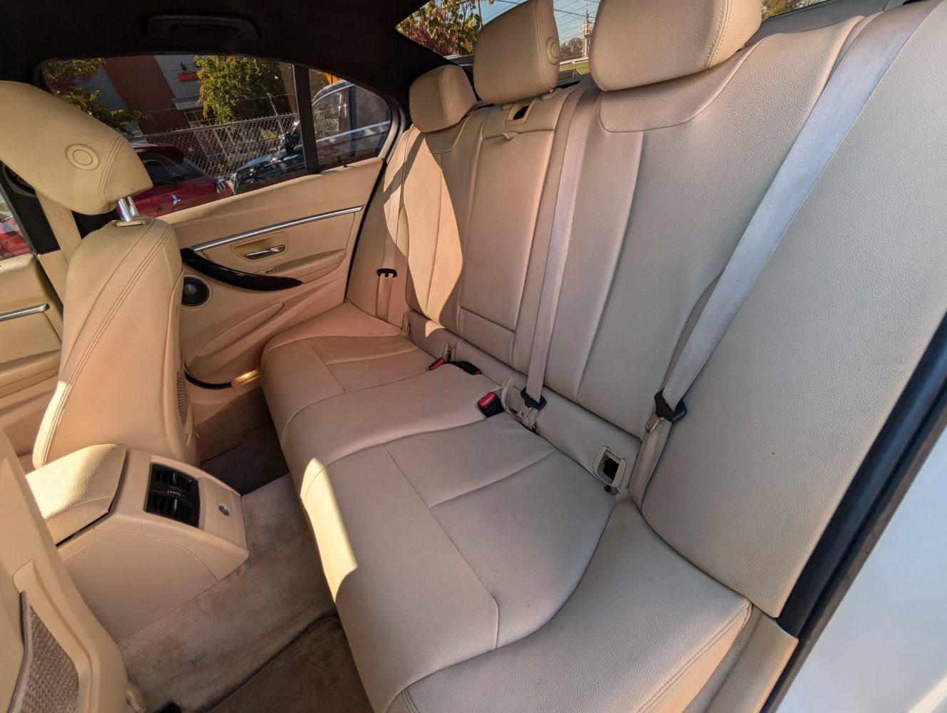 Used 2016 BMW 328i Sedan RWD image 18