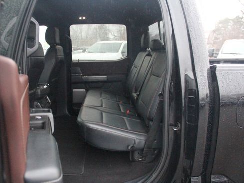 Used 2021 Ford F150 Lariat AWD/4WD image 12