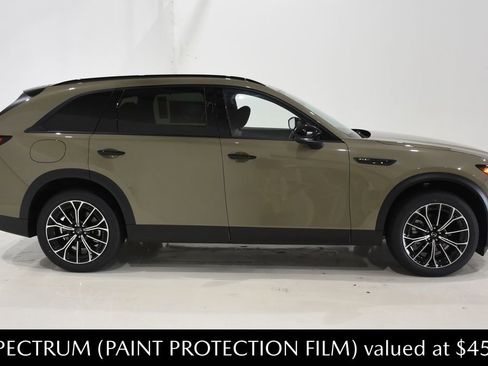 New 2025 MAZDA CX-70 Plug-In Hybrid w/ Premium Plus AWD/4WD image 3