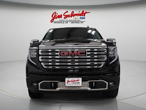 Used 2023 GMC Sierra 1500 Denali AWD/4WD image 2