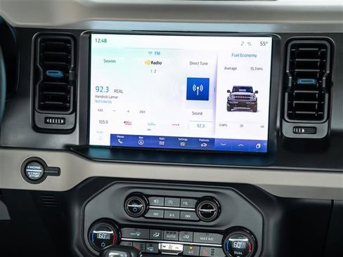 Used 2023 Ford Bronco Wildtrak image 34