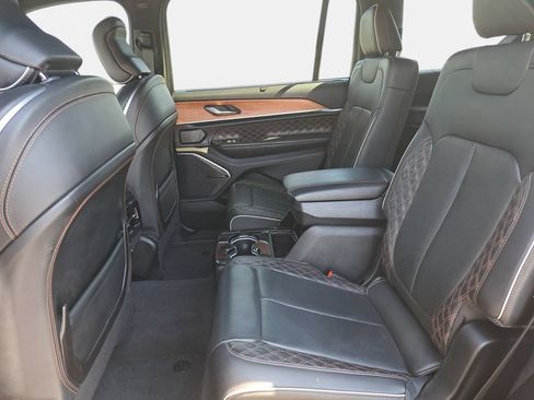 Certified 2021 Jeep Grand Cherokee L Summit AWD/4WD image 17