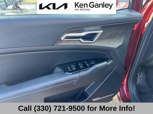 Certified 2025 Kia Sportage X-Line image 27