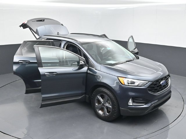 Certified 2022 Ford Edge SEL w/ Sport Appearance Package AWD/4WD image 53