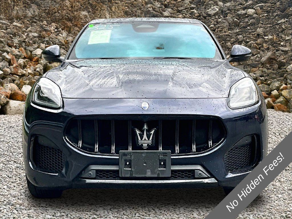 Used 2023 Maserati Grecale Modena AWD/4WD image 3