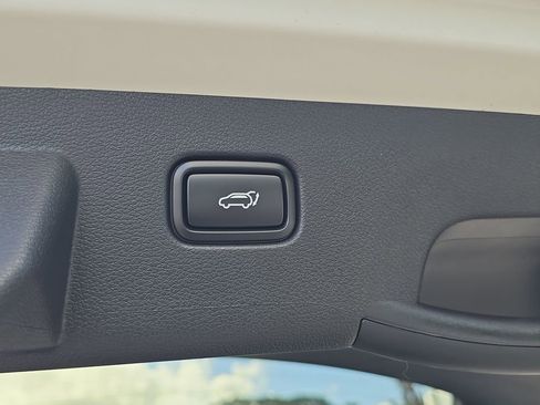 New 2026 Kia Sportage EX FWD image 11