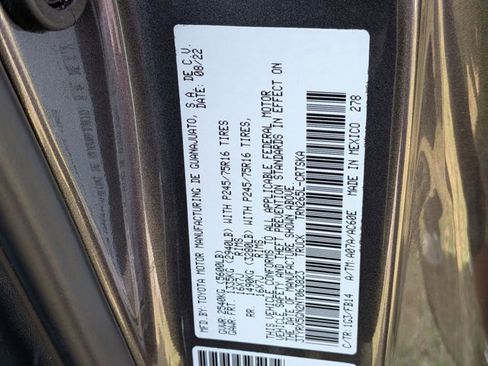 Used 2022 Toyota Tacoma SR w/ SR Convenience Package image 17