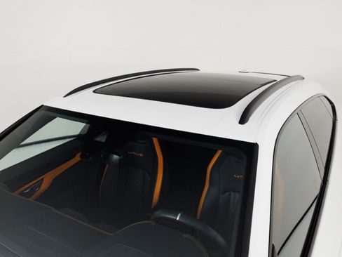 Used 2024 Lamborghini Urus S image 81