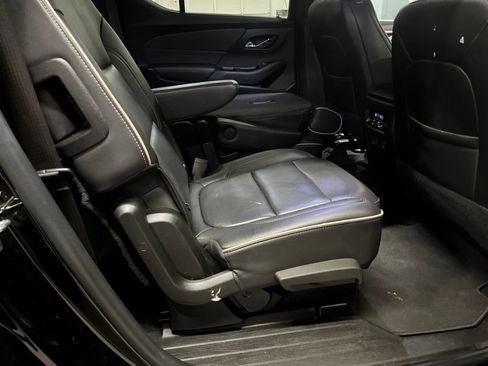 Used 2023 Chevrolet Traverse Premier w/ Redline Edition FWD image 33
