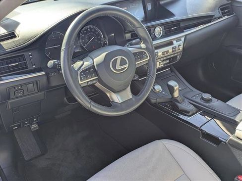 Used 2016 Lexus ES 350 image 9