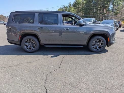 New 2026 Jeep Grand Wagoneer 4WD image 4
